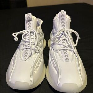 Sleek White Lace-Up Sneakers